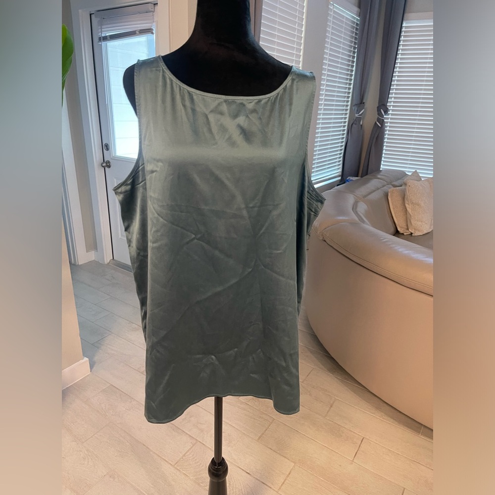 Eileen fisher silk stretch sleeves blouse XL